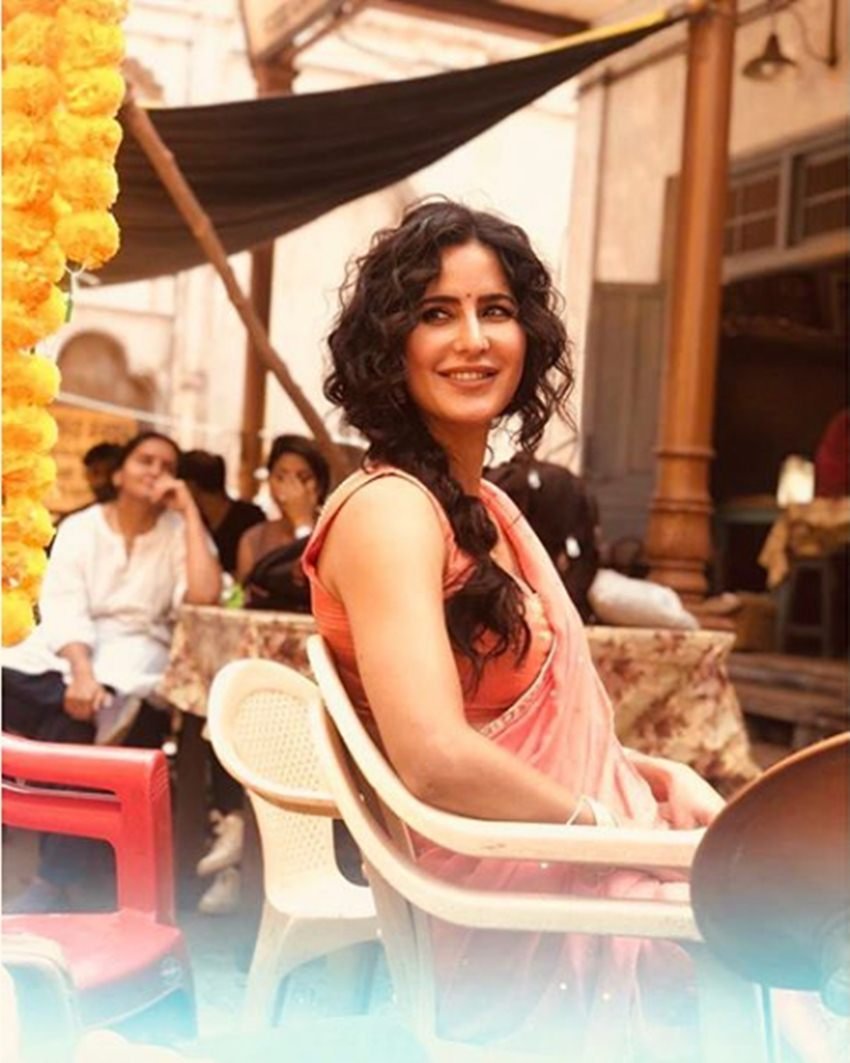 कैटरीना कैफ आज बॉलीवुड में स्थापित हो चुकी हैं। कैटरीना ने फिल्म इंडस्ट्री के लगभग सभी बड़े नामों के साथ काम किया है। फिर चाहे वो शाहरुख, सलमान और आमिर हों या फिर अक्षय कुमार और अमिताभ बच्चन।