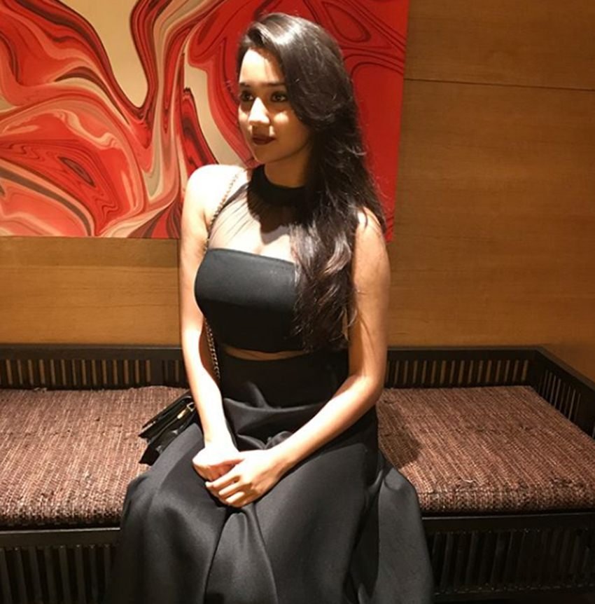 उसके बाद आशी ने क्राइम पैट्रोल औऱ गुमराह जैसे क्राइम बेस्ड शो के कुछ एपिसोड्स में काम किया। यहां से उनकी पैठ टीवी इंडस्ट्री में बनने लगी।