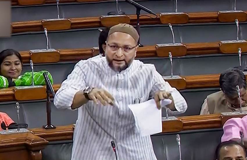 Asaduddin Owaisi, All India Majlis-e-Ittehadul Muslimeen, AIMIM, Giriraj Singh, BJP, RTI, RTI Amendment Bill 2019, Narendra Modi Government, NDA, Parliament, New Delhi, Asaduddin Owaisi News, Giriraj Singh News, State News, National News, India News, Hindi News