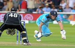 5 बार के सर्वश्रेष्ठ अंपायर साइमन टॉफेल ने कहा- ओवर-थ्रो में इंग्लैंड को 6 रन मिलना गलत