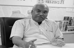 बारादरी: हम बेच नहीं, बचा रहे हैं