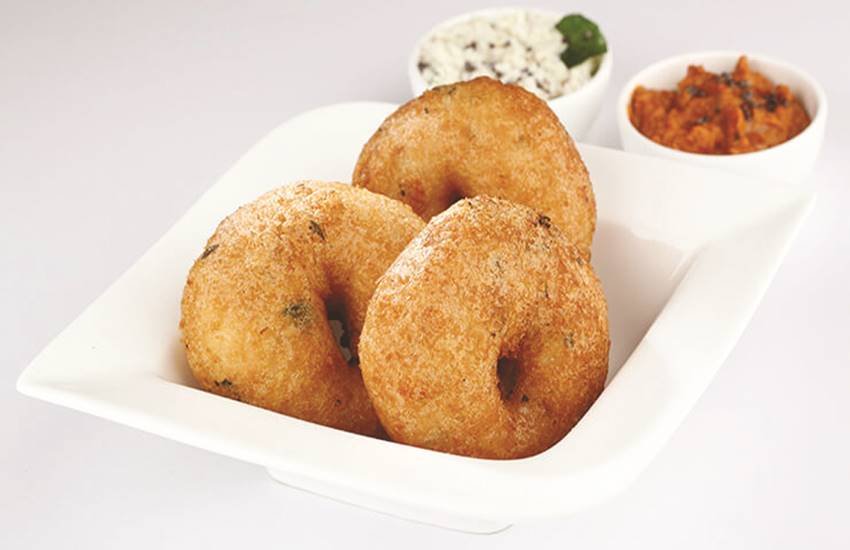 सूजी के मेदू वड़े

