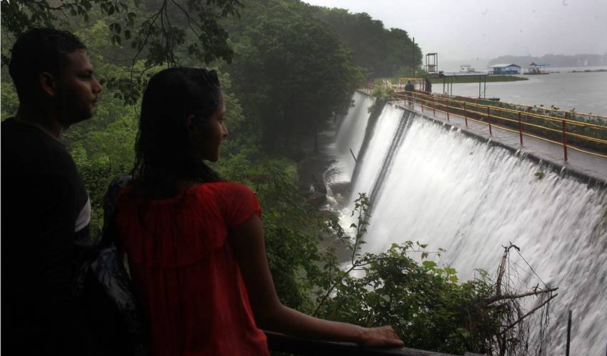 Navi Mumbai news, Navi Mumbai latest news, Navi Mumbai news live, Navi Mumbai news today, Today news Navi Mumbai,waterfall,harish gala nmmc,Gavlidev waterfall,revellers