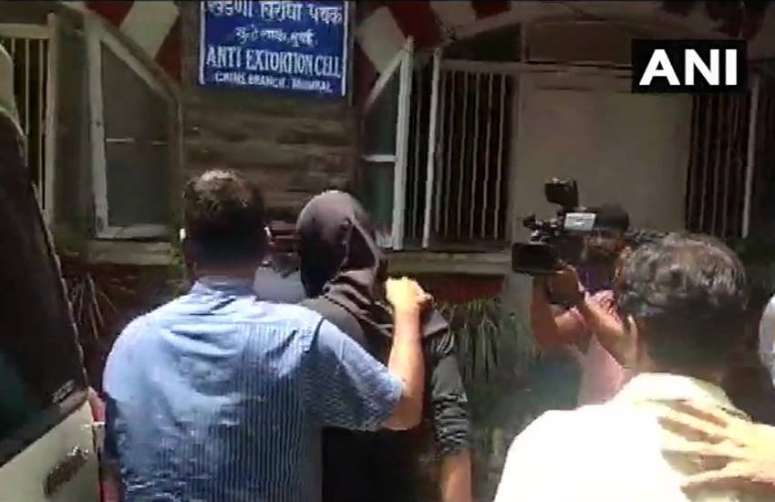 रिजवान कासकर को रंगदारी वसूली के एक मामले में गिरफ्तार किया है।
(फोटो सोर्स: ANI)