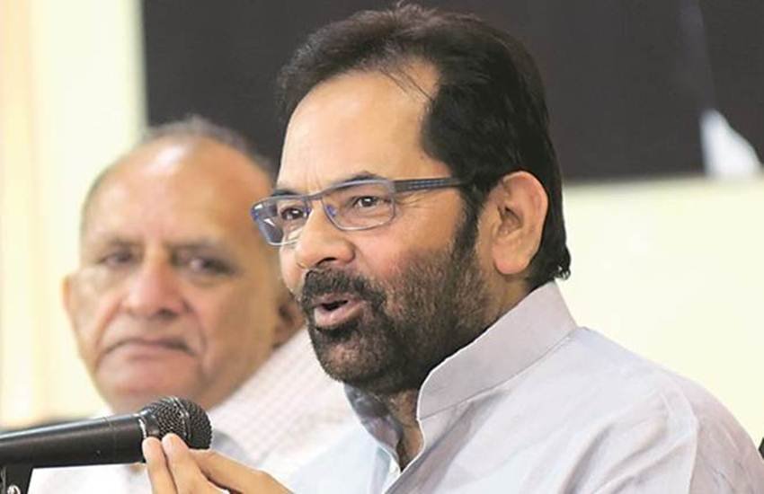 केंद्रीय मंत्री मुख्तार अब्बास नकवी। फोटो सोर्स: इंडियन एक्सप्रेस