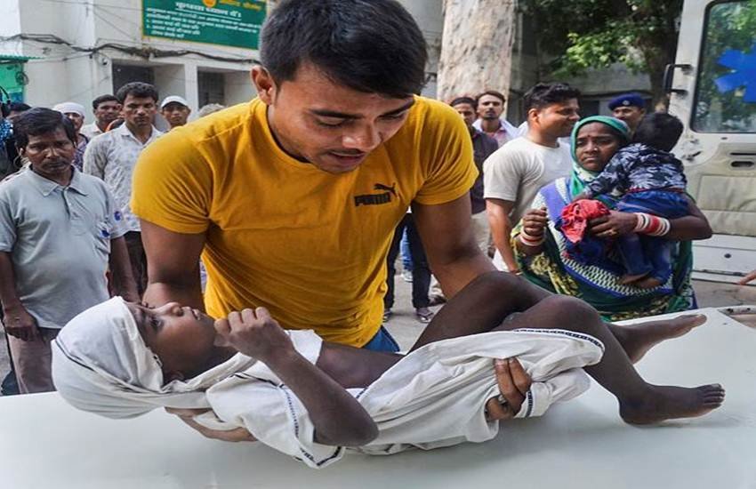 नीति आयोग ने जो स्वास्थ्य सूचकांक जारी किया है, उसमें बिहार की स्थिति काफी ख़राब है। (फोटो सोर्स: PTI) 