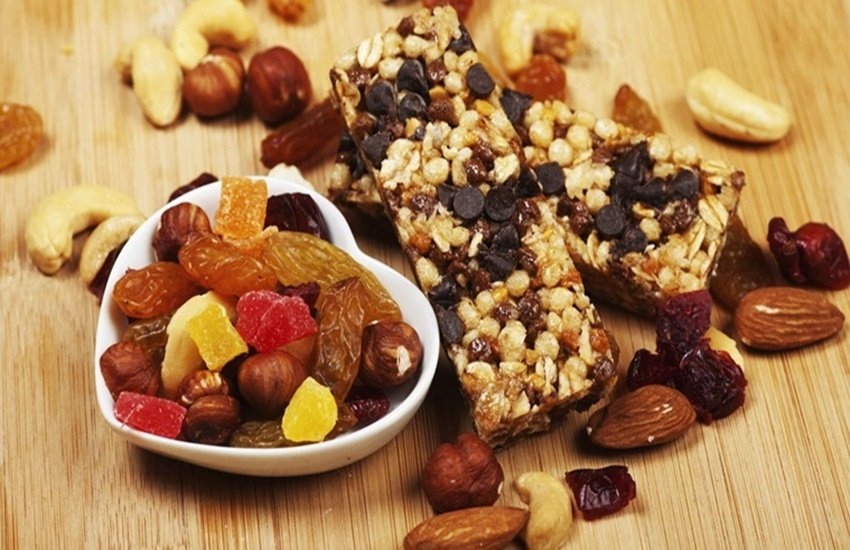 sawan somvar vrat 2019: सावन पर सोमवारी का व्रत रखने पर नट्स खाएं (Source: ThinkStock Images) 
