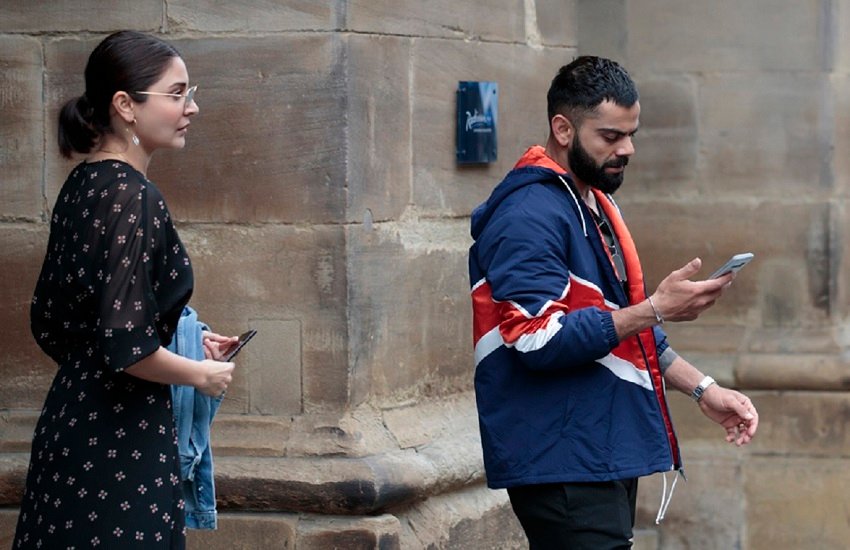 Virat Kohli leaves the team hotel in Manchester city centre