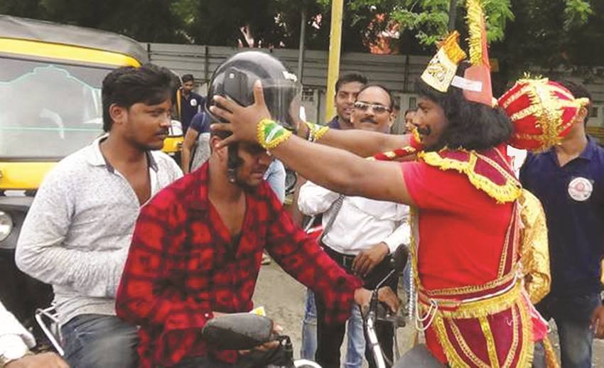 जमार्ग मंत्रालय ने सदन में प्रस्तुत रिपोर्ट के हवाले से राज्यवार आंकड़े भी पेश किए। 