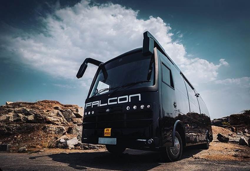 allu arjun, allu arjun vanity van, allu arjun cars, allu arjun car collection, allu arjun new car, allu arjun, automobile,latest news,