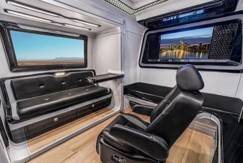 allu arjun, allu arjun vanity van, allu arjun cars, allu arjun car collection, allu arjun new car, allu arjun, automobile,latest news,