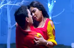 Nirahua आम्रपाली दुबे के इस हॉट रोमांटिक गाने ने इंटरनेट पर मचाई खलबली