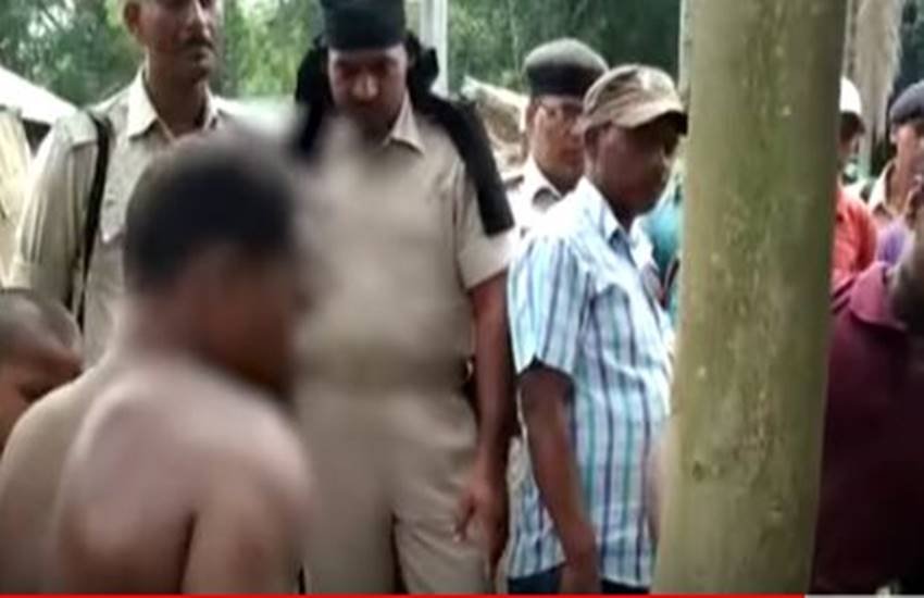Bihar, supaul district, gram panchyat, tied to tree, beaten mercilessly, wife and children, Ratanpur, Bhagwanpur, bihar news, bihar news in hindi, india news, Hindi news, news in Hindi, latest news, today news in Hindi Bihar, supaul district, gram panchyat, tied to tree, beaten mercilessly, wife and children, Ratanpur, Bhagwanpur, bihar news, bihar news in hindi, india news, Hindi news, news in Hindi, latest news, today news in Hindi