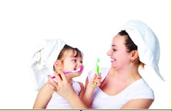 सेहतः बच्चों को सिखाएं दांतों की सफाई