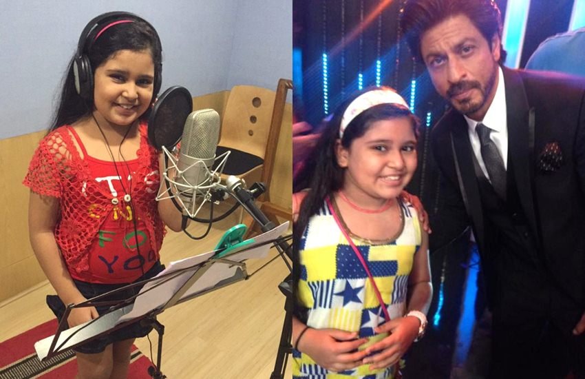 सोनी टीवी पर आने वाला सिंगिंग रियालिटी शो 'सुपरस्टार सिंगर' इन दिनों अपनी एक कंटेस्टेंट के कारण चर्चा में है। दरअसल इस शो की कंटेस्टेंट को विनर बनने से पहले ही हॉलीवुड फिल्म के लिए दो गानों में अपनी आवाज दे दी है। इस कंटेस्टेंट का नाम है स्नेहा शंकर। स्नेहा ने शुक्रवार 19 जुलाई को रिलीज हुई फिल्म द लॉयन किंग के हिंदी वर्जन में दो गाने गाए हैं। ऐसा पहली बार हुआ है जब किसी सिंगिंग रियालिटी शो की कंटेस्टेंट को किसी हॉलीवुड फिल्म में गाने का मौका मिला है। (All Pics: snehashankar.co.in)