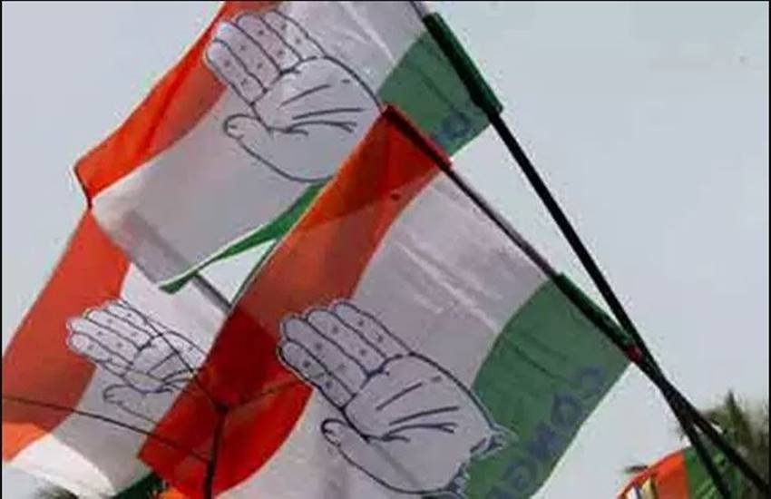 झारखंड में तबरेज अंसारी की मॉब लिंचिंग मामले में विरोध प्रदर्शन के दौरान कांग्रेस नेताओं की पुलिस के साथ हुई थी झड़प। (प्रतीकात्मक तस्वीर)