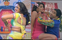 दो हीरोइनों के बीच फंसे Nirahua, गाने में बयां कर रहे अपना हाल