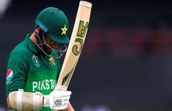 महिलाओं से चैटिंग के मामले में इमाम उल हक ने मांगी माफी, PCB ने कहा- दोबारा ऐसी हरकतें मत करना