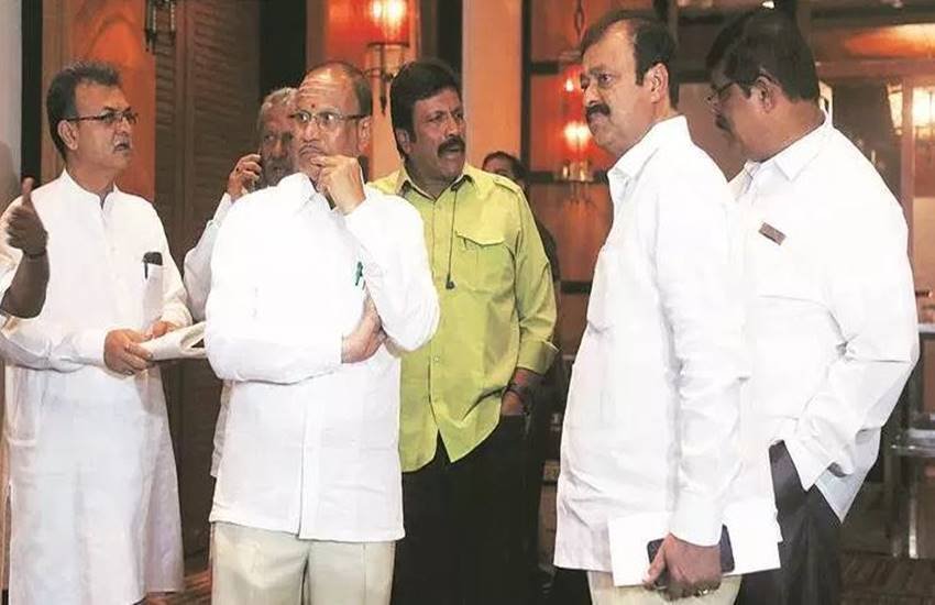 Congress, JDS MLA, Karnataka, Mumbai hotel, rebel mla, R Ramalinga Reddy,H Vishwanath, R Roshan Baig, Ramesh Jharkiholi, Congress, Vijaynagara, S T Somashekhar, Byrathi Basavaraj,N Munirathna, B C Patil, Prathapgouda Patil, Shivaram Hebbar, Mahesh Kumatahalli, Narayana Gowda, K Gopalaiah,M T B Nagaraj, K Sudhakar, india news, Hindi news, news in Hindi, latest news, today news in Hindi