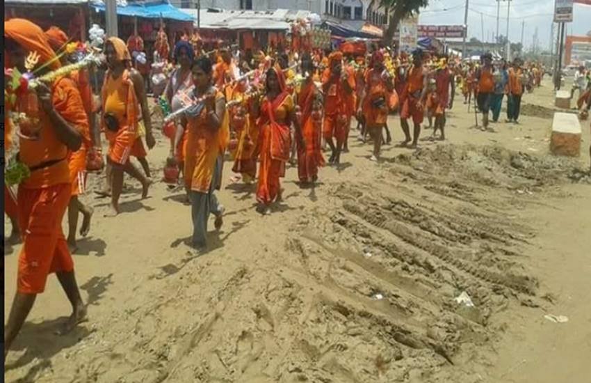 सुलतानगंज से देवघर तक कांवड़ियां रास्ते का मुआयना करने पर इस संबाददाता ने पाया कि भागलपुर, मुंगेर, जमुई, बांका और देवघर प्रशासन ने भीड़ पर काबू करने , श्रद्धालुओं की हिफाजत व सुविधा के लिए पूरी ताकत झोंक रखी है। सुलतानगंज से देवघर तक कांवड़ियां रास्ते का मुआयना करने पर इस संबाददाता ने पाया कि भागलपुर, मुंगेर, जमुई, बांका और देवघर प्रशासन ने भीड़ पर काबू करने , श्रद्धालुओं की हिफाजत व सुविधा के लिए पूरी ताकत झोंक रखी है।