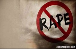 नाबालिग को धमका कर 1 साल तक करता रहा रेप, प्रेग्नेंट हुई तो मचा हड़कंप