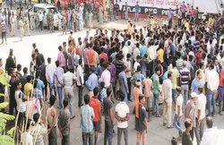 इंदौरः अर्द्धनग्न अवस्था में घूम रहे मानसिक रूप से कमजोर व्यक्ति की भीड़ की पिटाई