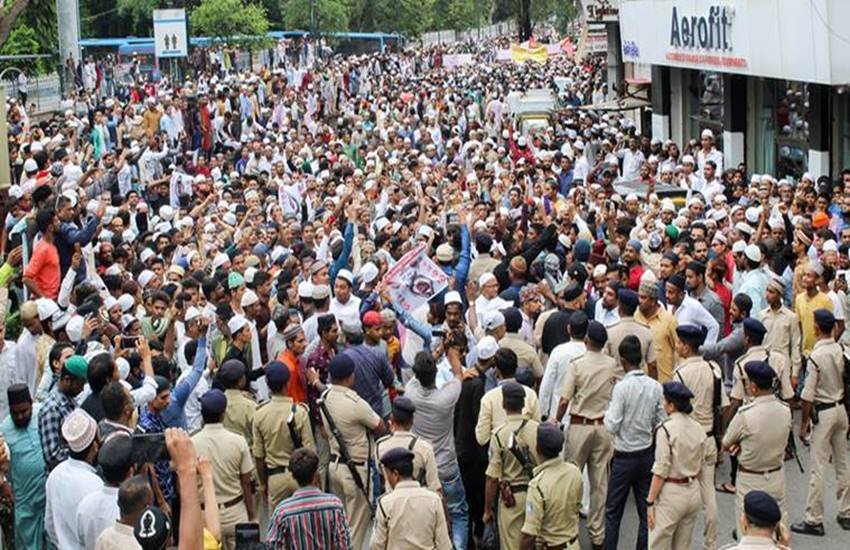 भीड़ की हिंसा के बाद मौजूदा कानूनों के तहत कार्रवाई हुई, लेकिन उसे ऐसी प्रवृत्ति पर लगाम लगाने से लेकर आरोपियों को सजा दिलाने तक के मामले में अपर्याप्त माना गया। (File Pic)