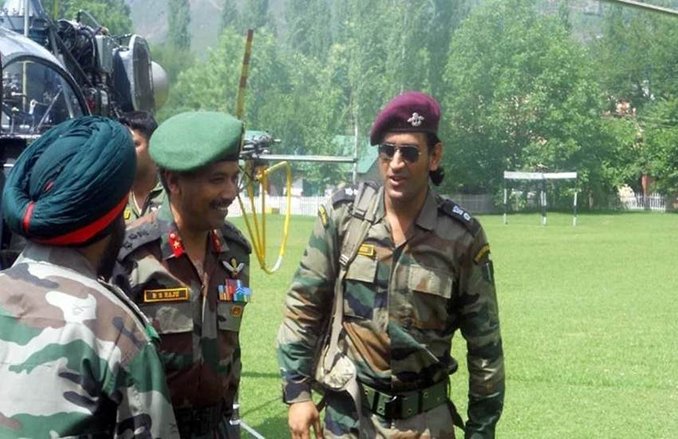 रिटायरमेंट के बाद देश-सेवा! महेंद्र सिंह धोनी आर्मी से चाहते हैं सियाचिन में पोस्टिंग: रिपोर्ट