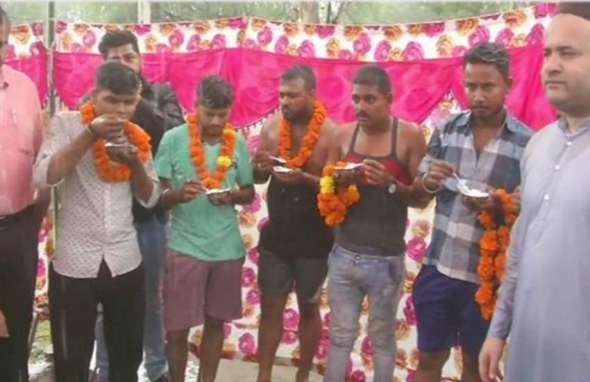 Muslim, Hindu, hindu muslim, amarnath yatra pilgrims, amarnath tour, baba barfani, kashmir, mob lynching, ngp waffa, kheer