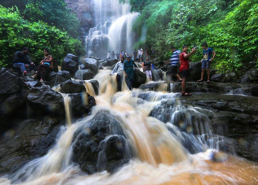 Navi Mumbai news, Navi Mumbai latest news, Navi Mumbai news live, Navi Mumbai news today, Today news Navi Mumbai,waterfall,harish gala nmmc,Gavlidev waterfall,revellers