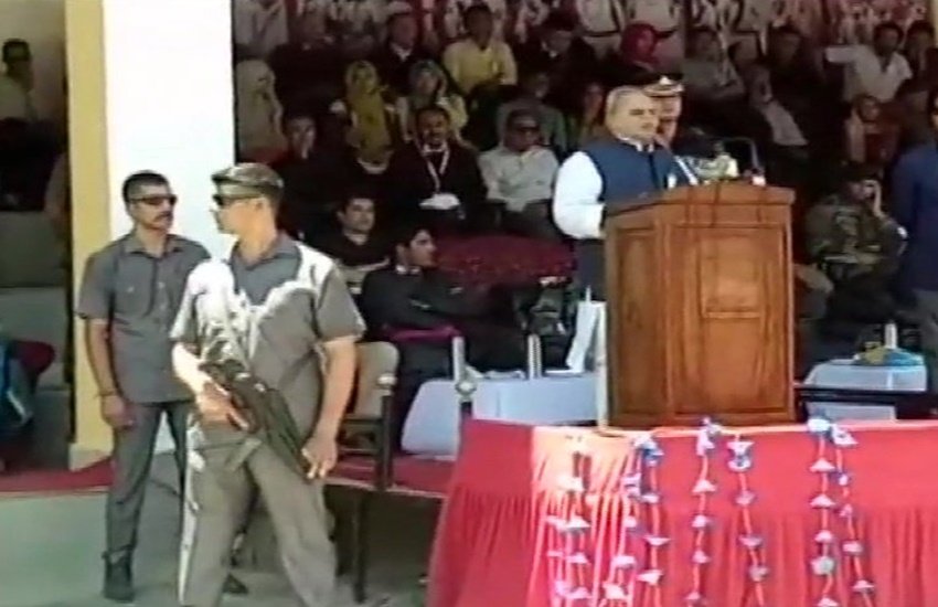 जम्मू कश्मीर के राज्यपाल सत्यपाल मलिक ने विवादित बयान दिया है।(फोटो- एएनआई)