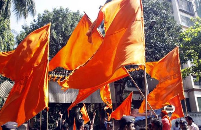 भगवा झंडा फहराना और नारे लगाना अपराध नहीं’, जानें किस मामले में बोली अदालत