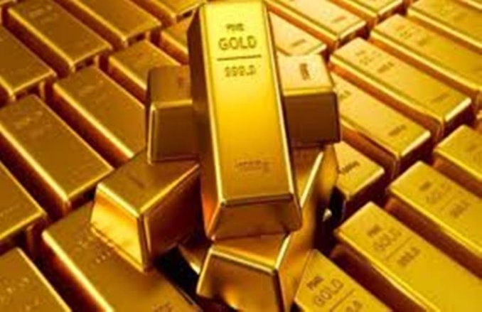 Kerala: एयरपोर्ट से 30 लाख रुपए कीमत के सोने के बिस्किट जब्त, इमरजेंसी लैम्प में रखा था छुपाकर