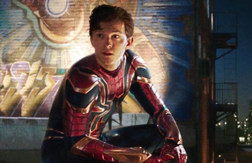 spider man Leaked Online: मार्वल की फिल्म स्पाइडर मैन को तमिलरॉकर्स ने ऑनलाइन लीक कर दिया है।