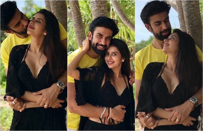 Sushmita Sen, Sushmita Sen Brother Rajeev Sen, Rajeev Sen Patch up with Wify Charu Asopa Sen, actress Charu asopa sen, Proof f Rajeev sen and cHARU ASOPA SEN pATCHUP, ENTERTAINMENT NEWS, Bollywood news, television news