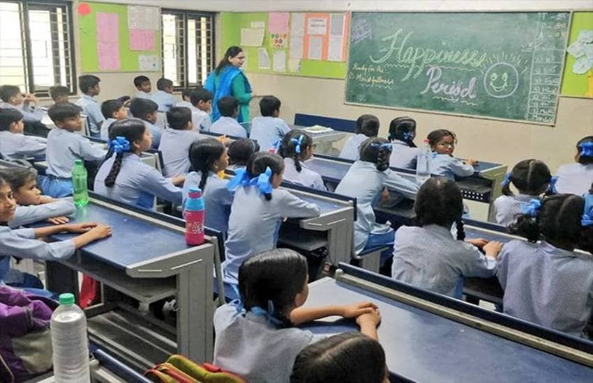 शिक्षा: न पढ़ा पाने की कसक