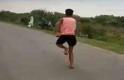 VIDEO: उसेन बोल्ट को चुनौती दे रहा मध्यप्रदेश का ये 19 साल का धावक, खेल मंत्री ने कहा- एथलीट अकादमी में कराउंगा दाखिला