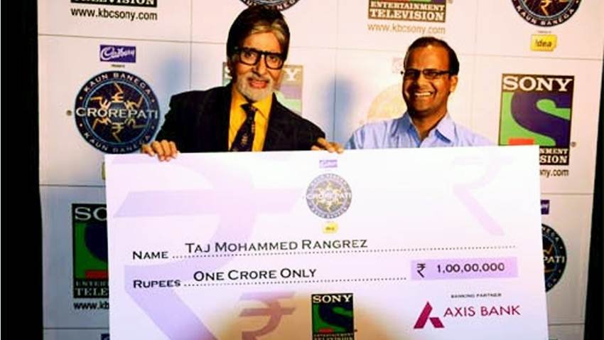 KBC 7 में राजस्थान के ताज मोहम्मद रंगरेज ने 1 करोड़ जीते थे। पेशे से अध्यापक ताज ने 5 करोड़ के सवाल पर गेम क्विट कर दिया था।