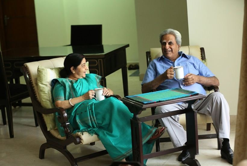 Sushma swaraj, marriage, Sushma swaraj love marriage, Sushma swaraj love story, Sushma swaraj latest news, Sushma swaraj politics, Sushma swaraj, sushma swaraj twitter, sushma, sushma swaraj age, sushma swaraj husband, sushma swaraj health, sushma swaraj daughter, sushma swaraj kidney transplant"