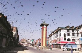 Article 35A, special rights, Jammu and Kashmir, Modi govt, PM modi, Kashmir valley, land law, hilly stated, what is article 35A, article 370, PMO, govt top officials, land category, special status, permanent residents, india news, Hindi news, news in Hindi, latest news, today news in Hindi