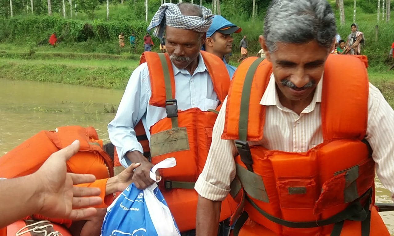 karnataka, karnataka news, karnataka floods, karnataka floods live updates, karnataka floods news, karnataka rain, karnataka rains news, karnataka rains latest news, weather, karnataka weather, bangalore news, banaglore weather, bangalore live news, karnataka rain latest news, indian amry, indian airforce, indian navy, CRPF, NDRF