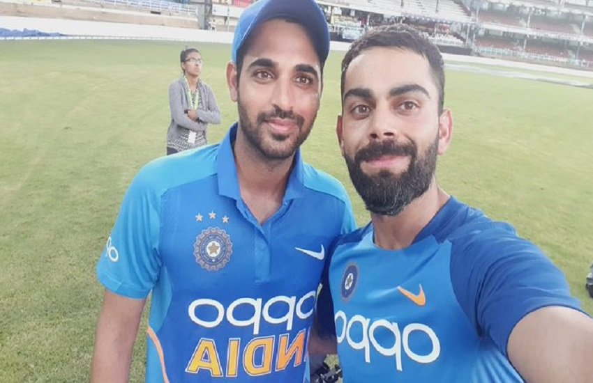विराट कोहली ने की भुवी की तारीफ (फोटो सोर्स- VIRAT KOHLI TWITTER)