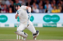 Ashes 2019: स्मिथ की चोट के बाद ‘गर्दन की सुरक्षा’ वाला हेलमेट पहनना हो सकता है अनिवार्य