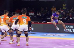 Dabang Delhi vs U Mumba: दबंग दिल्ली ने 40-24 के अंतर से मुंबा को हराया, लगाई जीत की हैट्रिक