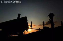 रिपोर्ट: एक साल में पांच फीसदी गिरा औद्योगिक उत्पादन, पिछले साल जून में था 7%