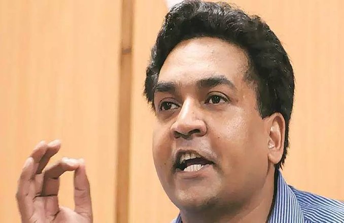 दिल्लीः स्पीकर का ऐक्शन, AAP के बागी विधायक कपिल मिश्रा की सदस्यता रद्द