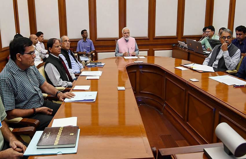 Narendra Modi, Modi Government, BJP, NDA, Central Government, Bureaucrats, OBC, SC, ST, IAS, PCS, IPS, IFS, IAS officers,IPS,Modi Govt,North East, Assam, Meghalaya, UP, Bihar, Gujarat, RTI, Jitendra Singh, MINISTRY OF PERSONNEL, PUBLIC GRIEVANCES AND PENSIONS, DEPARTMENT OF PERSONNEL & TRAINING, DIBYENDU ADHIKARI, TMC, India News, Hindi News, Jansatta News
