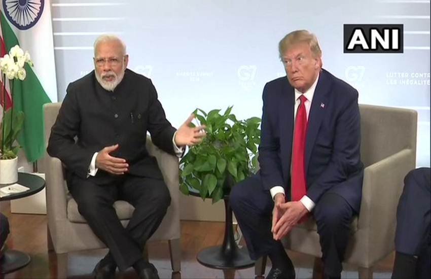 जी 7 शिखर सम्मेलन में मोदी-ट्रंप की भेंट हुई। 