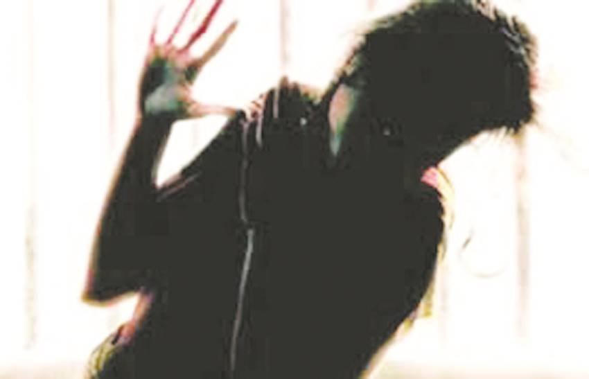 इस संसार में औरत-मर्द का रिश्ता बहुत पेचीदा है।