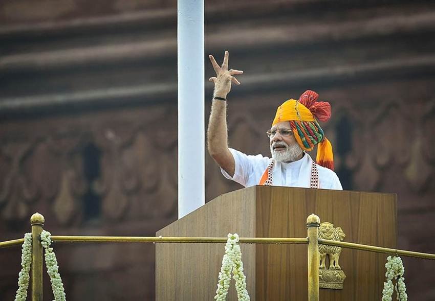 Independence Day 2019, Narendra Modi, BJP, NDA, PM, Red Fort, 15 August Speech, Tricolor, Tiranga, Record, Atal Bihari Vajpayee, Pt. Jawahar Lal Nehru, Indira Gandhi, Manmohan Singh, Congress, INC, New Delhi, India News, National News, Hindi News
